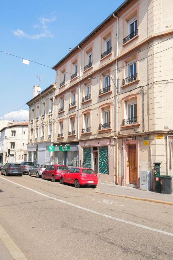 Le Zebre, T1 Hypercentre Chic Et Cosy, Wifi Par Sovalfi Apartamento Saint-Etienne  Exterior foto